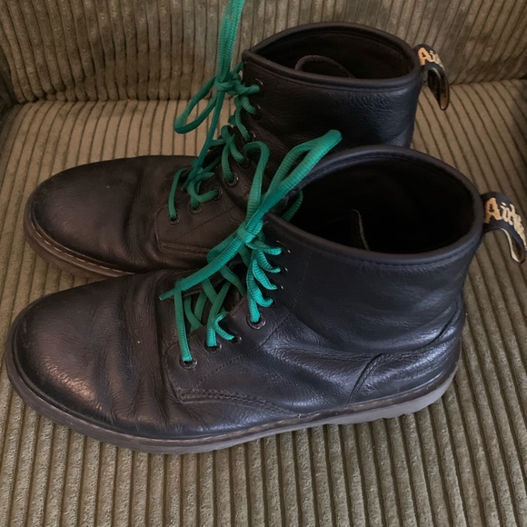 Doc Martens Awley Airwave Boots with Green Laces - Picture 4 of 6